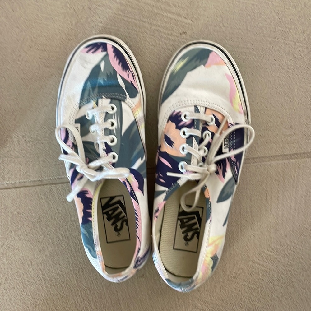 Hawaiian vans